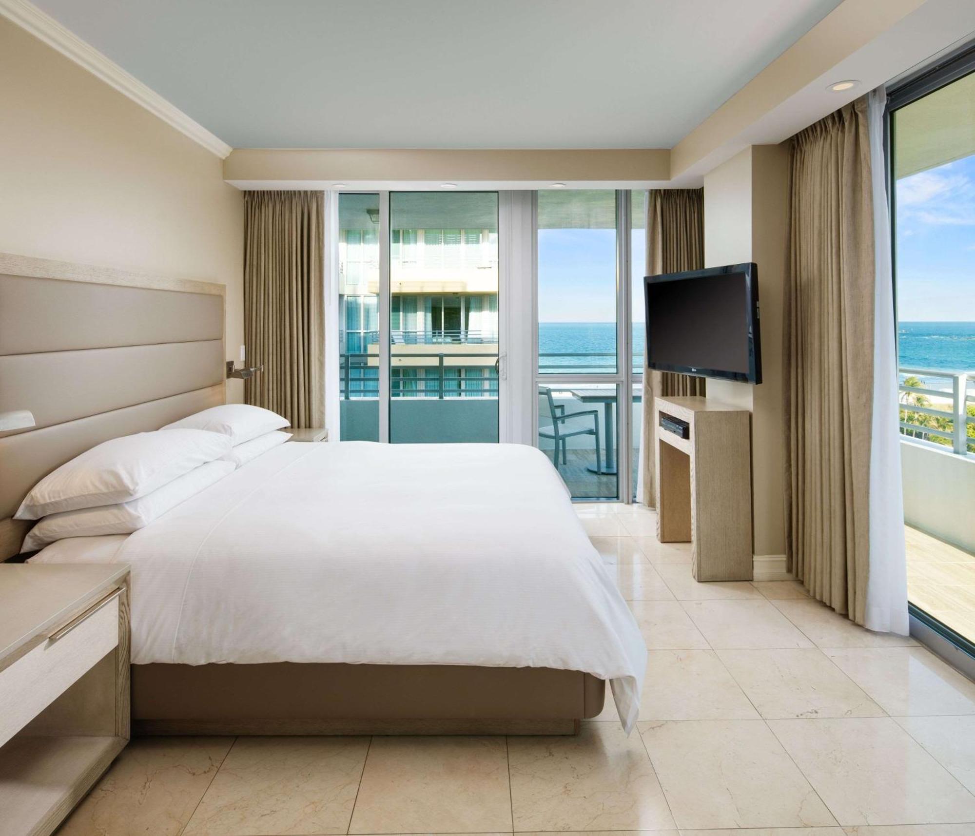 Hilton Bentley Miami South Beach Майами-Бич Экстерьер фото